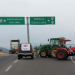 PERSISTEN CIERRES CARRETEROS EN AL MENOS 10 ENTIDADES