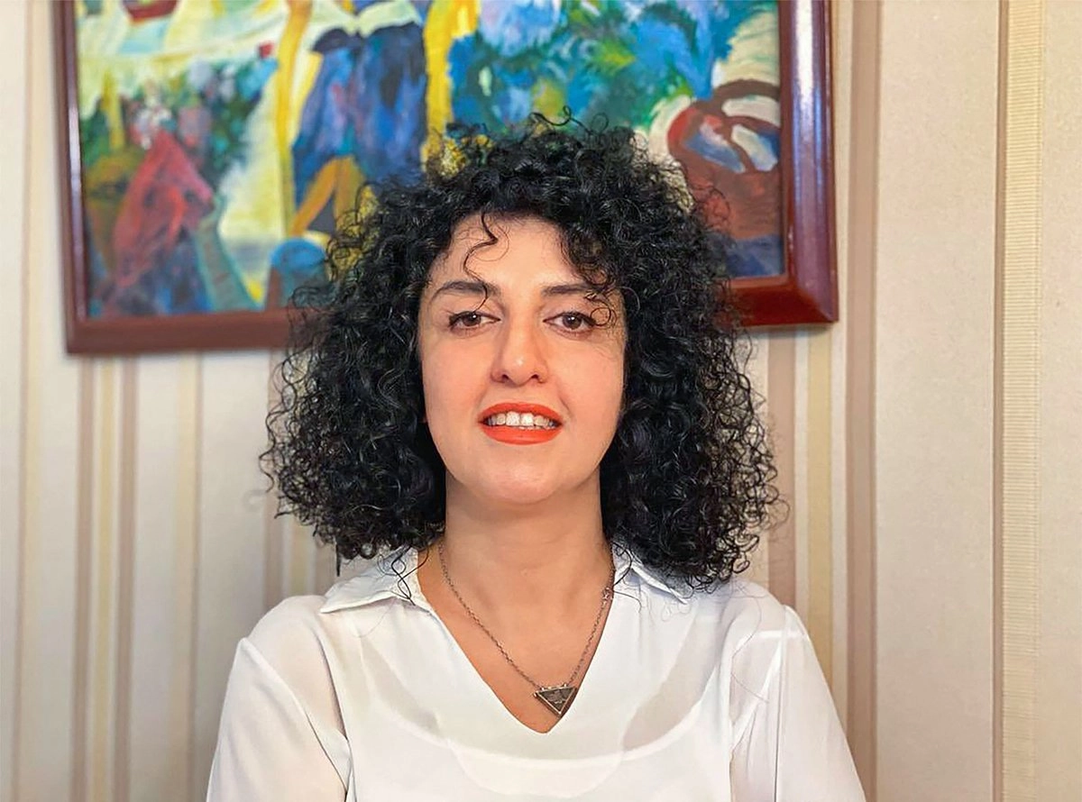 IRÁN ARRESTA A NARGES MOHAMMADI, GANADORA DEL NOBEL DE LA PAZ EN 2023