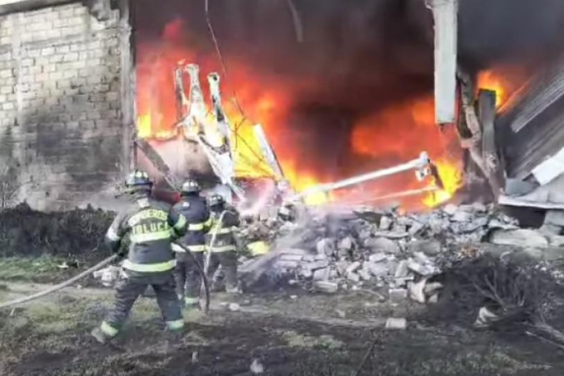 SE DESPLOMA AVIONETA EN INMEDIACIONES DEL AEROPUERTO DE TOLUCA