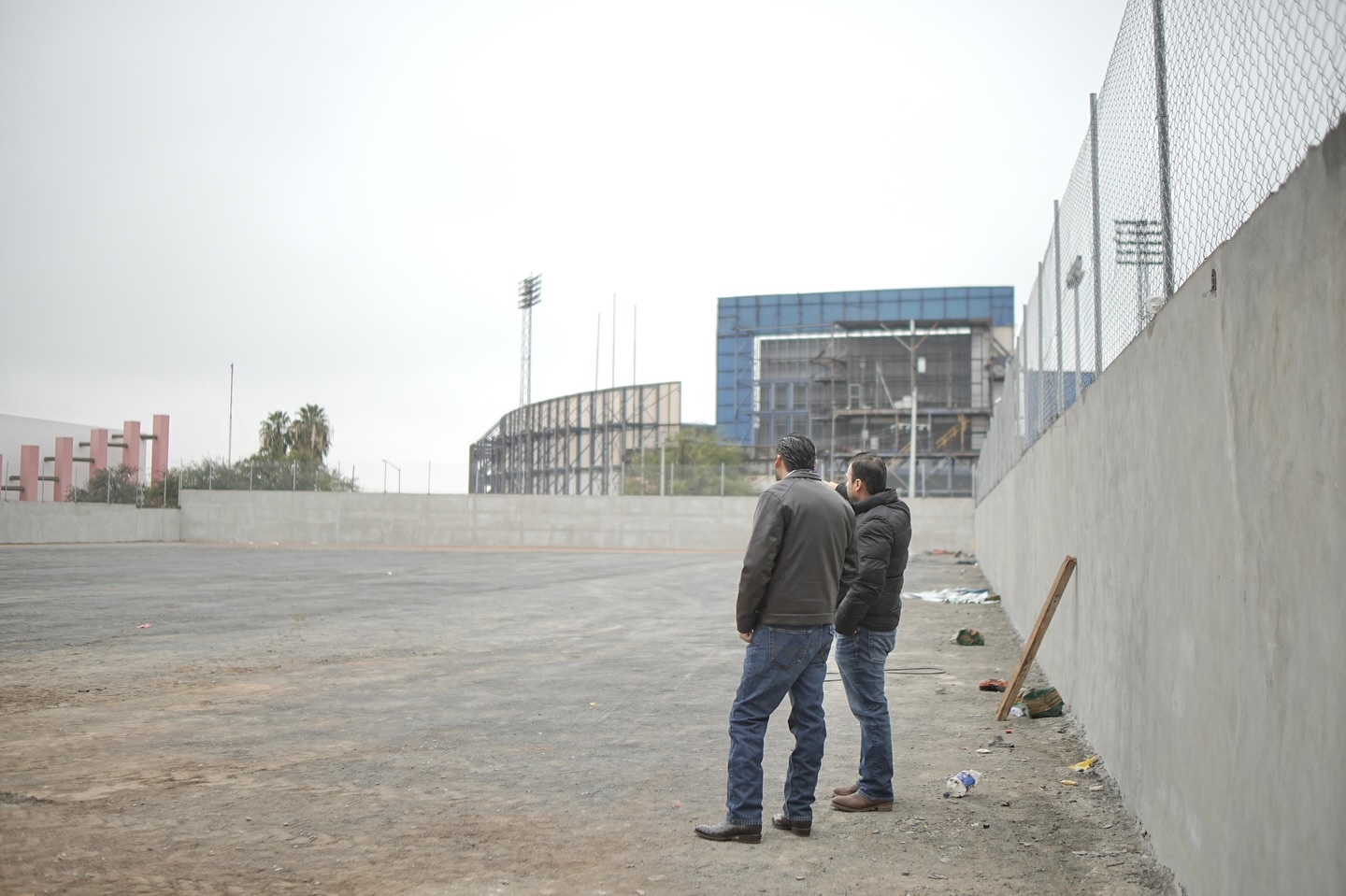 SUPERVISA ALCALDE DE MONCLOVA INVERSIONES EN LA CIUDAD DEPORTIVA