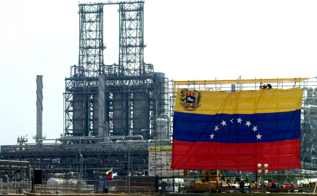 NACIONALIZACIÓN PETROLERA DE VENEZUELA FUE UN “ROBO” A EU, DICE ASESOR DE LA CASA BLANCA