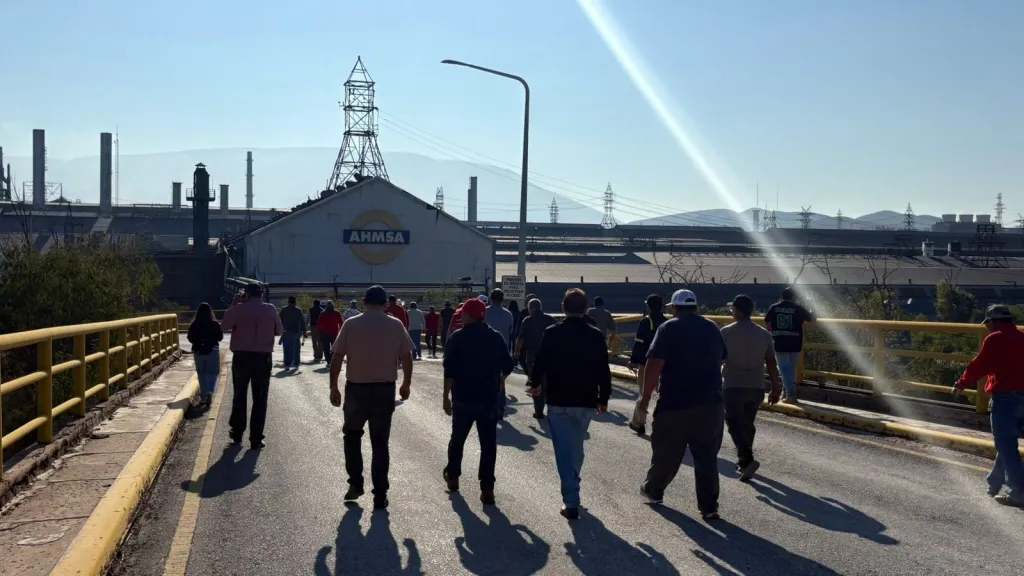 OBREROS PIDEN AUDIENCIA DIRECTA CON LA PRESIDENTA