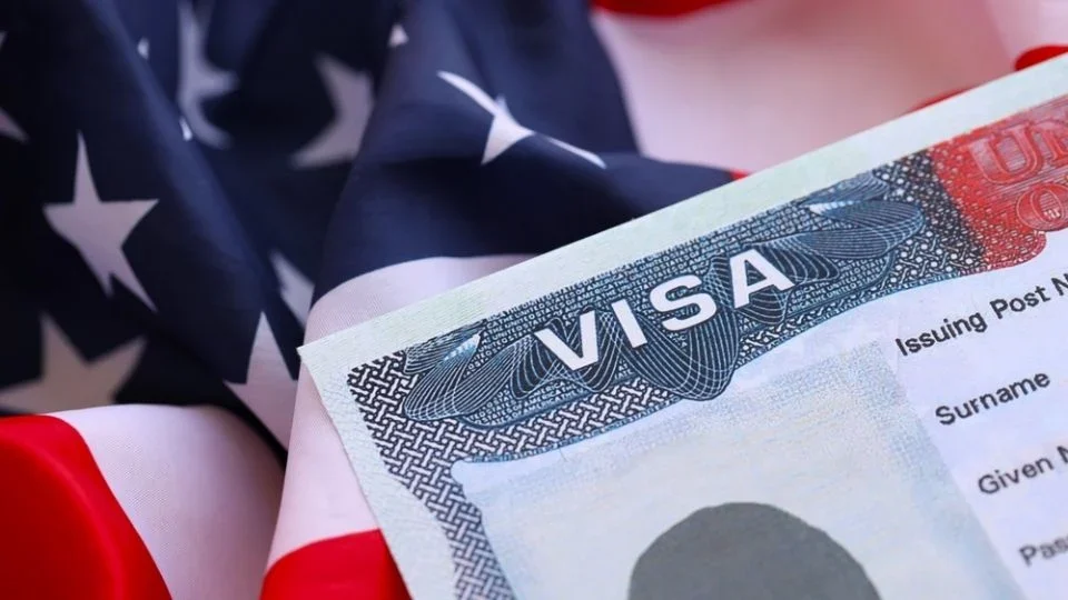 ESTADOS UNIDOS SUSPENDE LA EMISIÓN DE VISAS A 75 PAÍSES, ENTRE ELLOS BRASIL Y RUSIA
