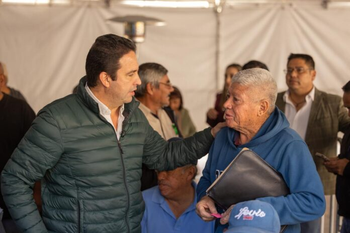 SALUDA Y AGRADECE JAVIER DÍAZ A CONTRIBUYENTES QUE PAGARON SU PREDIAL