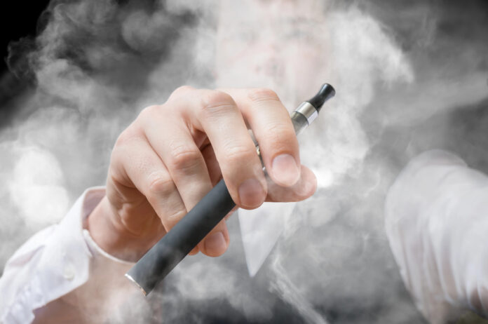 ENTRÓ EN VIGOR LA PROHIBICIÓN DE VAPEADORES Y CIGARRILLOS ELECTRÓNICOS
