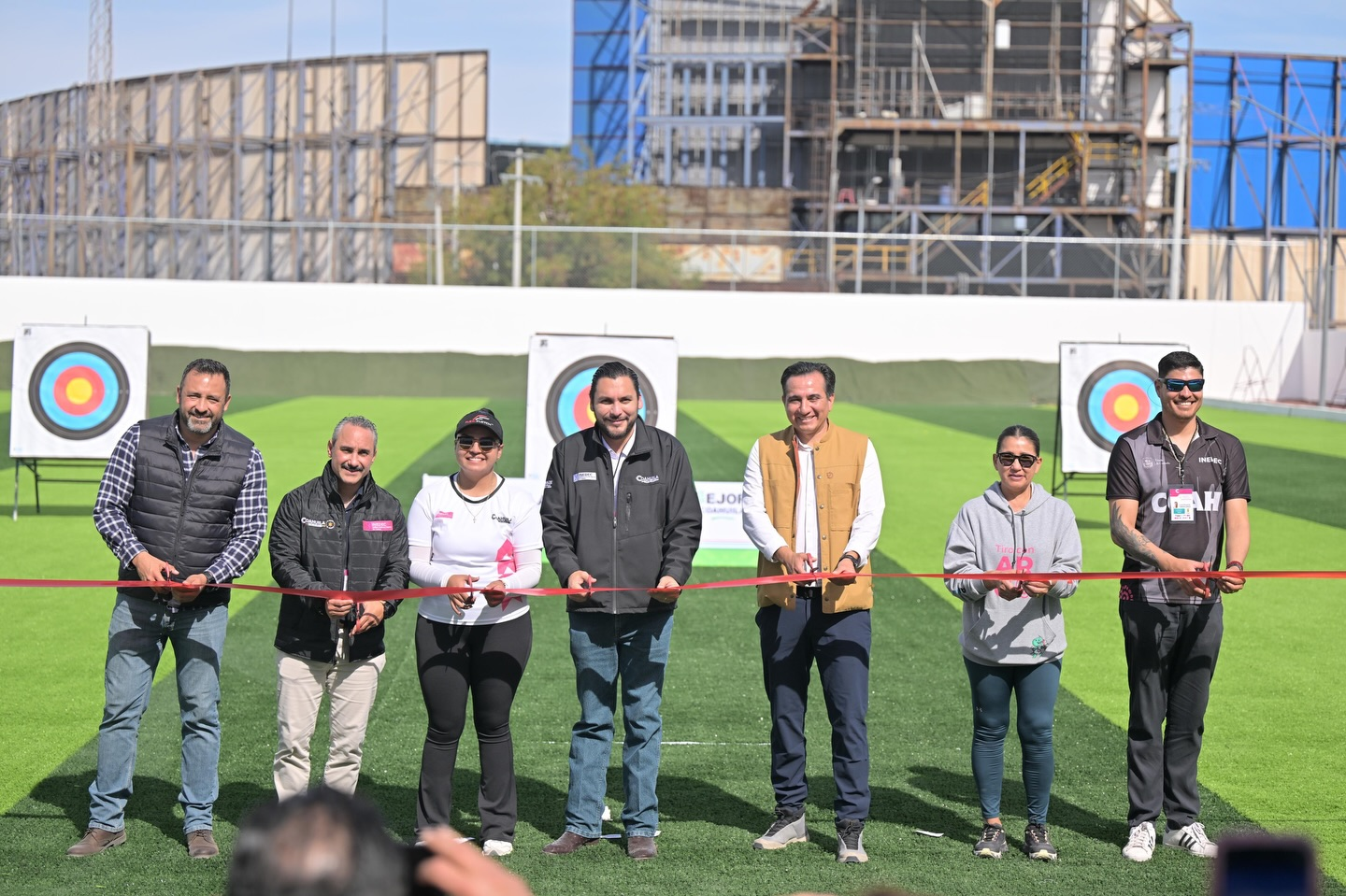 CARLOS VILLARREAL: INAUGURA NUEVO CAMPO DE TIRO CON ARCO EN MONCLOVA