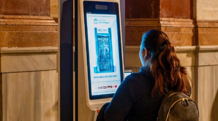 EN ROMA, YA SE PUEDE DAR LIMOSNA A LA IGLESIA CON TARJETAS DE CRÉDITO O DÉBITO