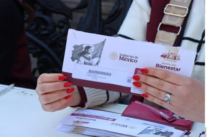 HABRÁ DELEGADOS EN CADA ESTADO PARA BECAS 4T
