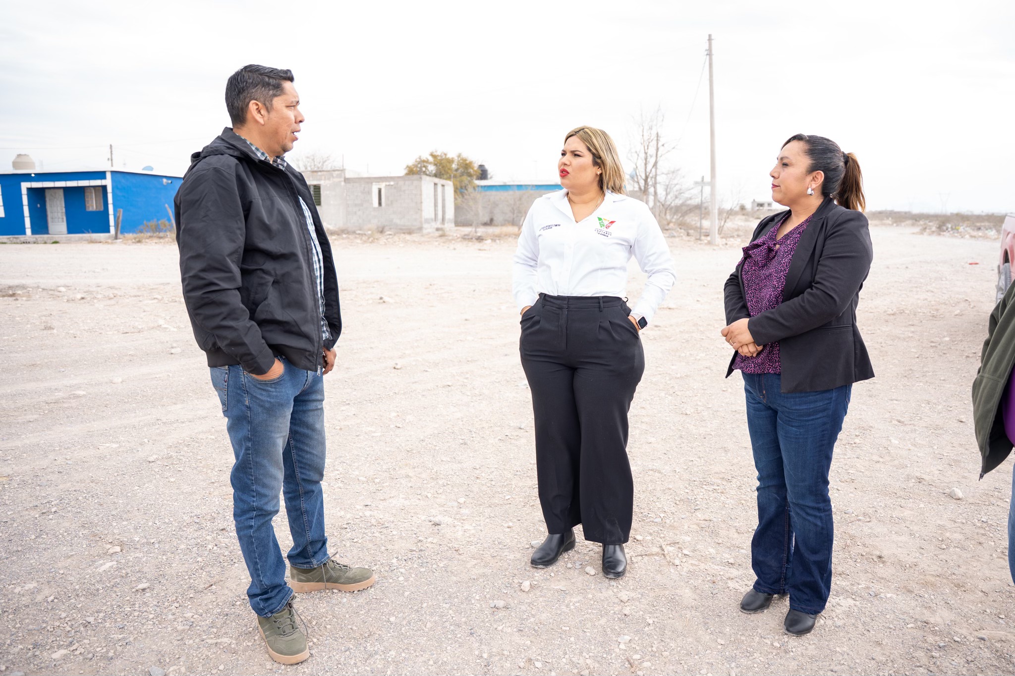 ATIENDE YESICA SIFUENTES Y MANOLO JIMÉNEZ DEMANDA HISTORICA DE NUEVA ESCUELA