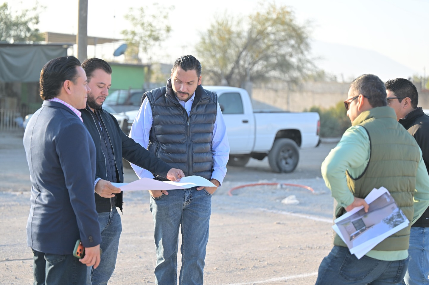 SUPERVISA CARLOS VILLARREAL, ALCALDE DE MONCLOVA AVANCE DE LA CAPILLA DE VELACIÓN MUNICIPAL EN MONCLOVA