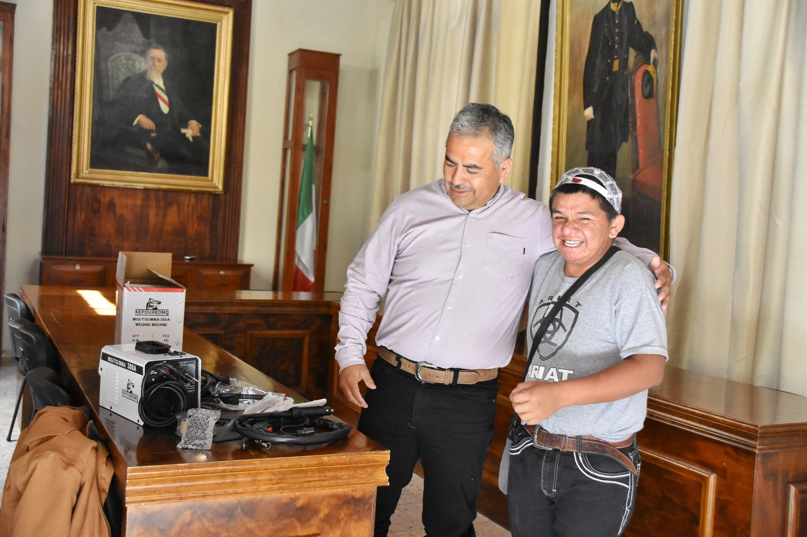 IMPULSA VÍCTOR LEIJA EL AUTOEMPLEO Y FORTALECE LA ECONOMÍA FAMILIAR CON ACCIONES SOLIDARIAS