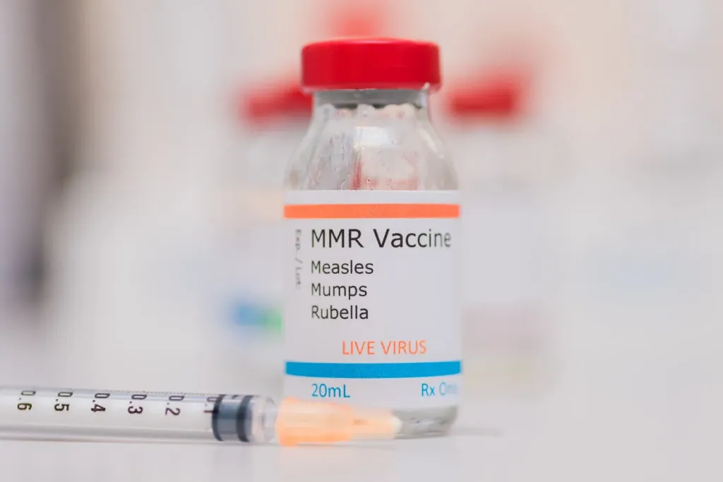 FORTALECEN CAMPAÑA DE VACUNACIÓN CONTRA EL SARAMPIÓN Y SERVICIOS MÉDICOS GRATUITOS