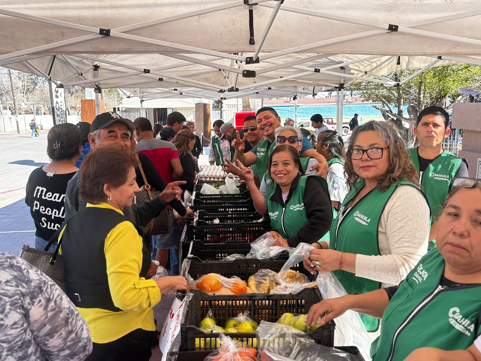 MERCADITO MEJORA COAHUILA LLEGA AL CORAZÓN DE CASTAÑOS