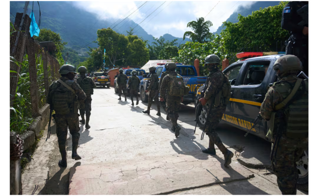 GUATEMALA REFUERZA SU FRONTERA CON MÉXICO TRAS MUERT3 DE “EL MENCHO”; BUSCA EVITAR “CASAS DE SEGURIDAD O CORREDORES DE ESCAPE”