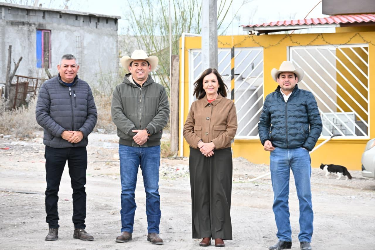 SUPERVISA SARI PÉREZ OBRA DE ELECTRIFICACIÓN EN LA COLONIA NUEVA OCCIDENTAL