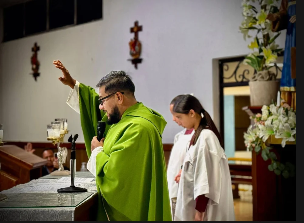 IGLESIAS EN ORACIÓN POR NUEVO AHMSA