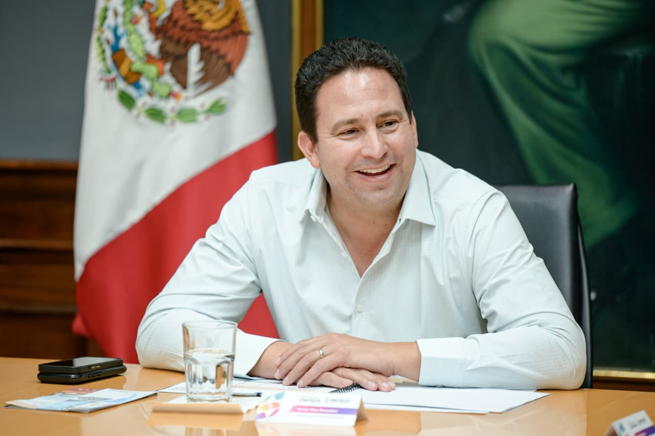 DESTACA ROY CAMPOS APROBACIÓN DE JAVIER DÍAZ
