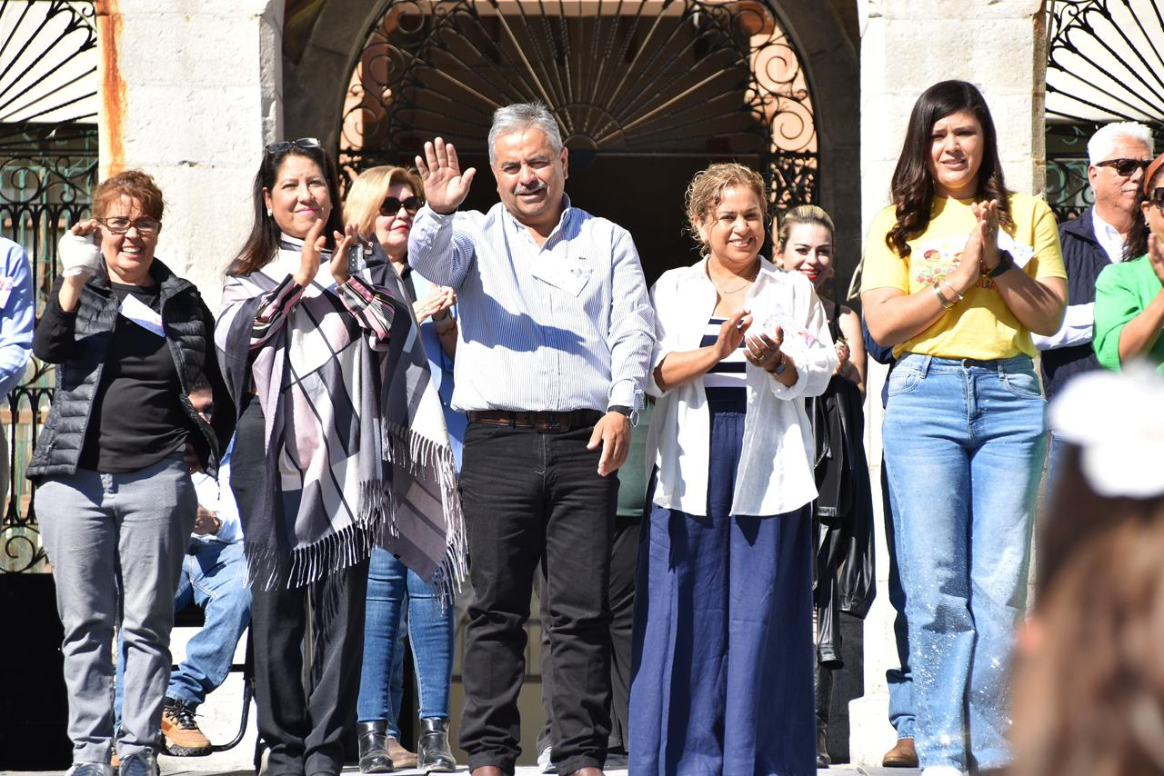 DESFILE DE PRIMAVERA UNE A FAMILIAS Y FORTALECE LA CONVIVENCIA SOCIAL