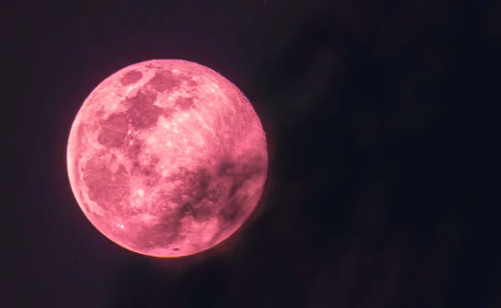LUNA ROSA 2026 EN MÉXICO; ESTA ES LA HORA EXACTA PARA VER EL FENÓMENO ASTRONÓMICO