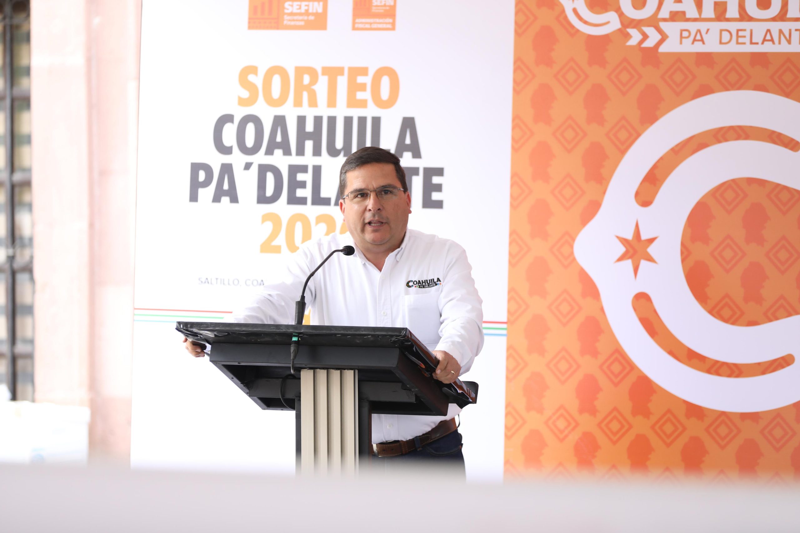 PREMIAN A CONTRIBUYENTES CUMPLIDOS CON EL SORTEO “COAHUILA PA’ DELANTE 2026”