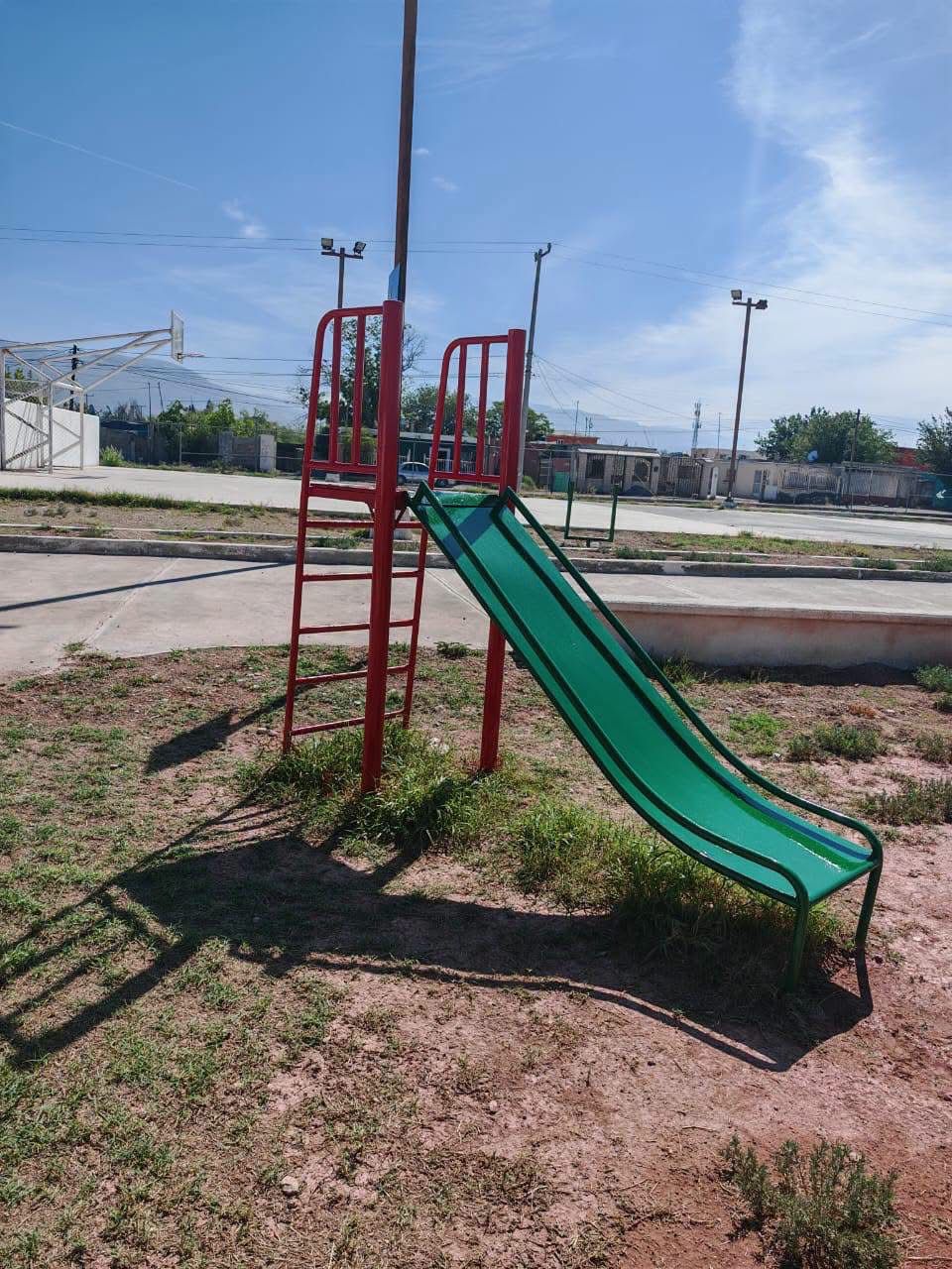 REFUERZA CASTAÑOS REHABILITACIÓN DE ESPACIOS DEPORTIVOS