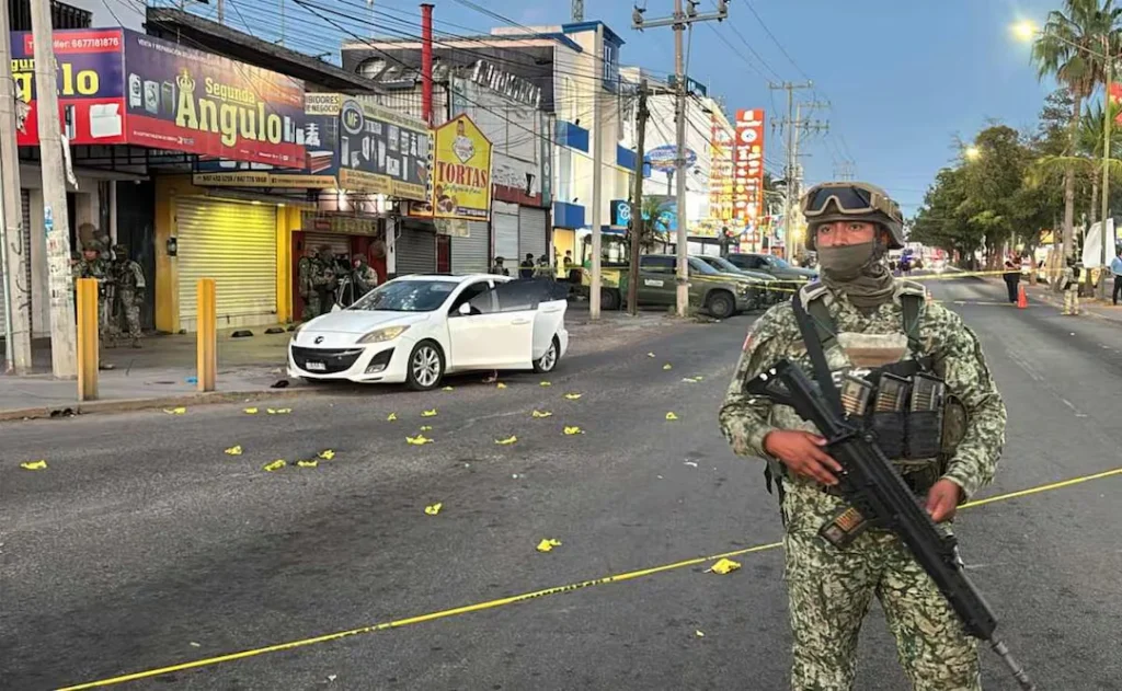 ATAQUE ARMADO DEJA 2 MU3RTOS EN CULIACÁN; UNA MUJER RESULTA HERIDA POR ESQUIRLAS