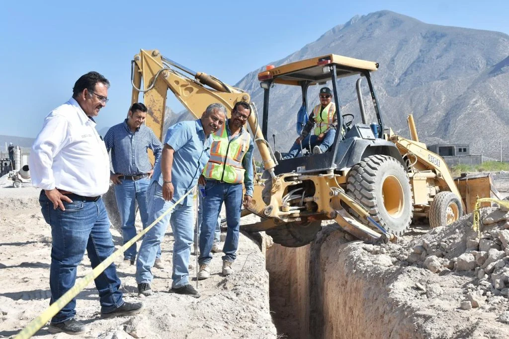 SUPERVISA VÍCTOR LEIJA AVANCES EN OBRAS CLAVE PARA EL DESARROLLO DE CUATRO CIÉNEGAS