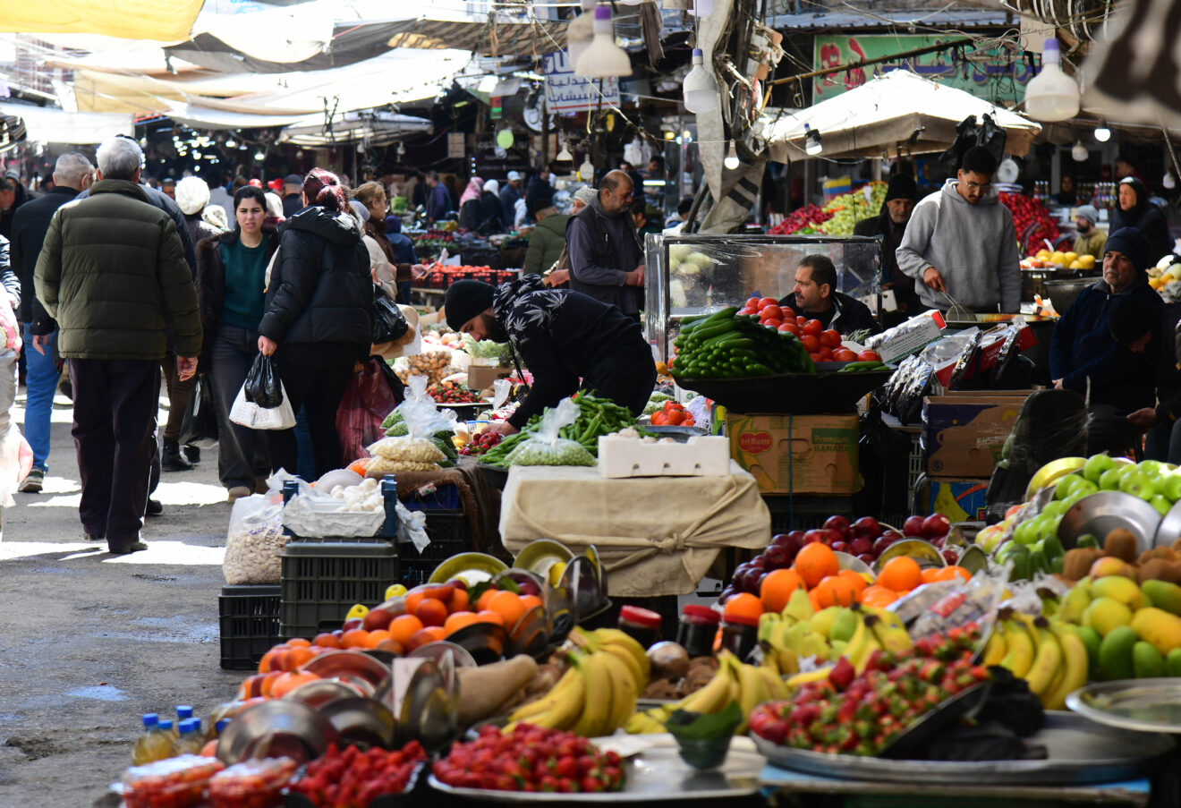 LA INFLACIÓN GENERADA POR DOBLE BLOQUEO DEL ESTRECHO DE ORMUZ PUEDE DESENCADENAR UNA CATÁSTROFE ALIMENTARIA MUNDIAL