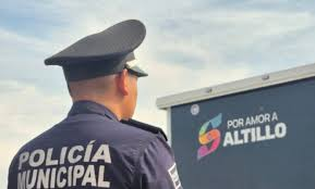 COMISARÍA DE SALTILLO INVESTIGA AGRESIÓN CONTRA REPORTERO Y OFRECE ACOMPAÑAMIENTO