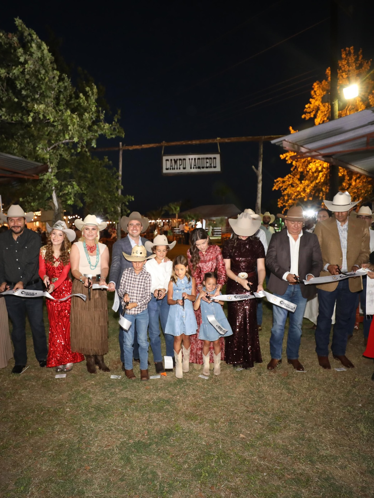 INAUGURAN EXPOASIS GANADERA 2026 EN MÚZQUIZ, FORTALECIENDO LA TRADICIÓN VAQUERA