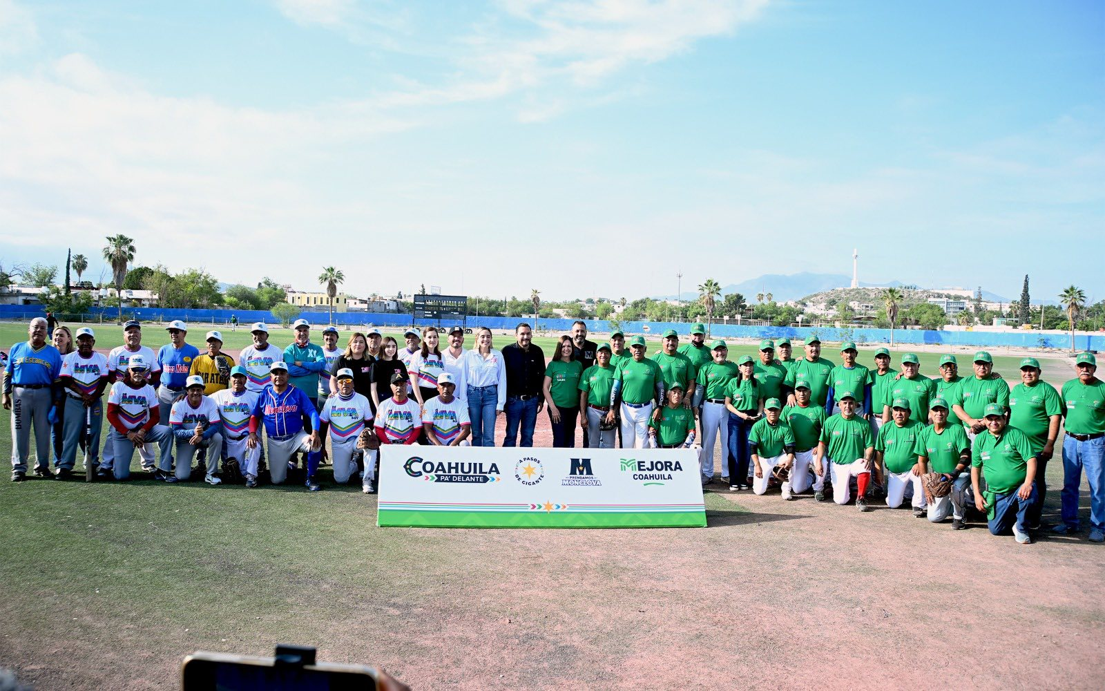 FORTALECEN CONVIVENCIA Y DEPORTE EN ADULTOS MAYORES CON JUEGOS REGIONALES MONCLOVA-FRONTERA