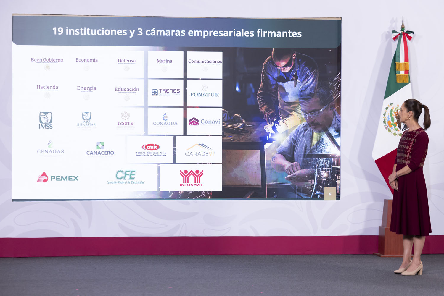 LANZAN PLAN DE FOMENTO A INDUSTRIA DEL ACERO