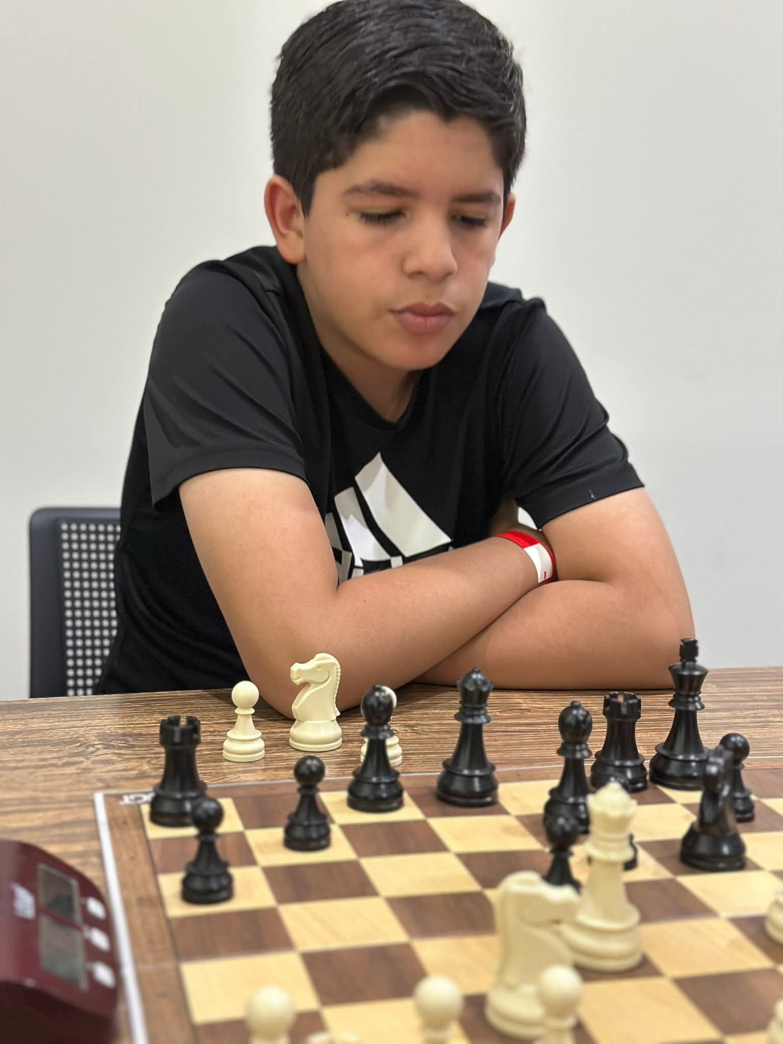 IKER GABRIEL, EL NIÑO QUE MUEVE SUS PIEZAS RUMBO AL ÉXITO