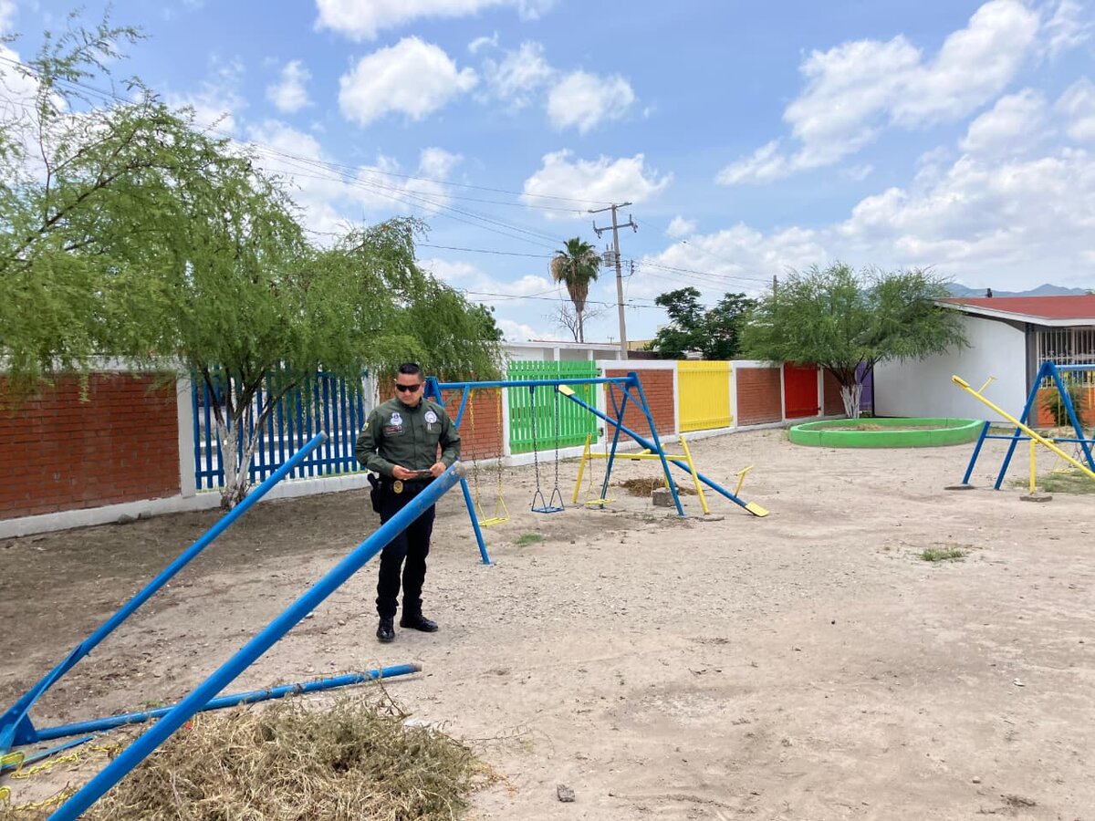 REFUERZAN REVISIÓN DE JUEGOS INFANTILES EN JARDINES DE NIÑOS TRAS ACCIDENTE