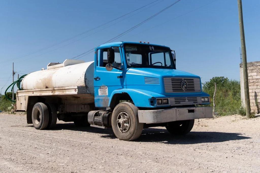 DESPLIEGA MUNICIPIO OPERATIVO DE EMERGENCIA CON PIPAS ANTE DESABASTO TEMPORAL DE AGUA