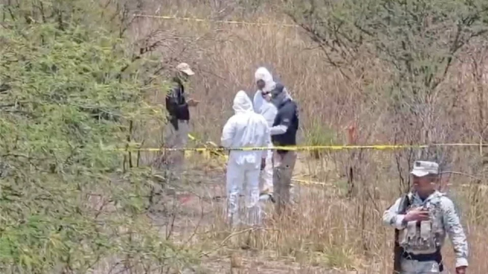 HALLAN LOS CU3RPOS DE AL MENOS SIETE PERSONAS EN UNA FOSA CLANDESTINA EN VILLAGRÁN, GUANAJUATO