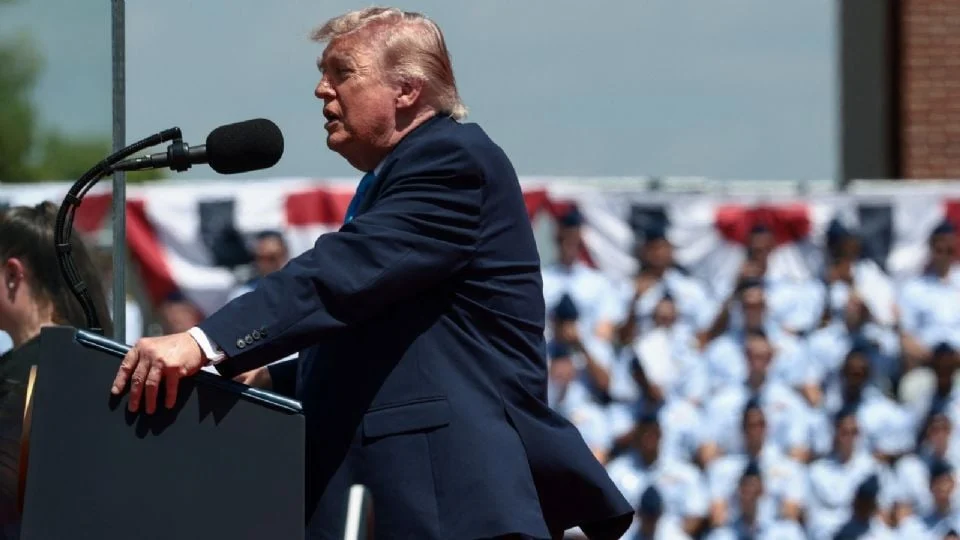DEMÓCRATAS BUSCAN IMPEDIR QUE TRUMP ATAQUE A CUBA TRAS IMPUTACIÓN CONTRA RAÚL CASTRO