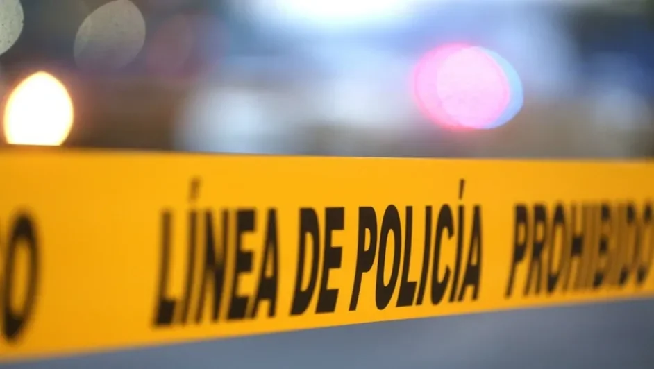 ENCUENTRAN A HOMBRE MU3RTO Y CON LA LENGUA CORT4DA DENTRO DE MOTOTAXI EN PUEBLA