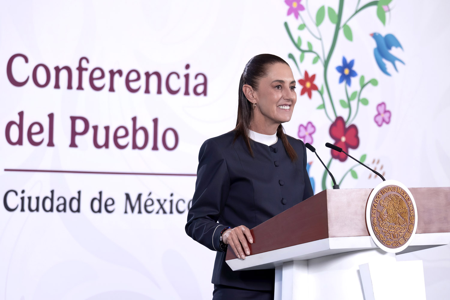 RESPALDA SHEINBAUM REGULACIÓN DE IA PLANTEADA POR EL PAPA LEÓN XIV