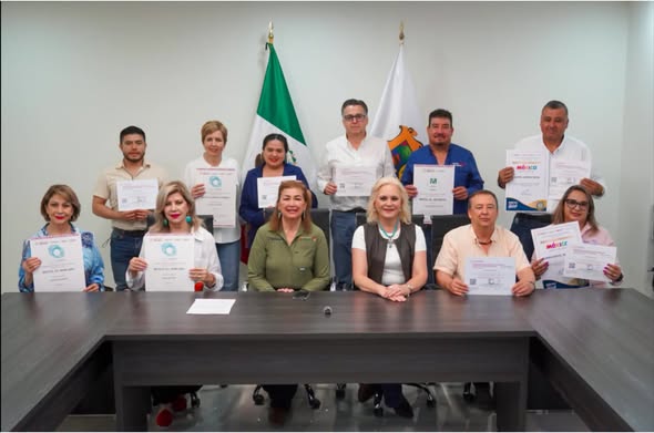 FORTALECEN TURISMO EN MÚZQUIZ CON ENTREGA DE DISTINTIVOS A PRESTADORES DE SERVICIOS
