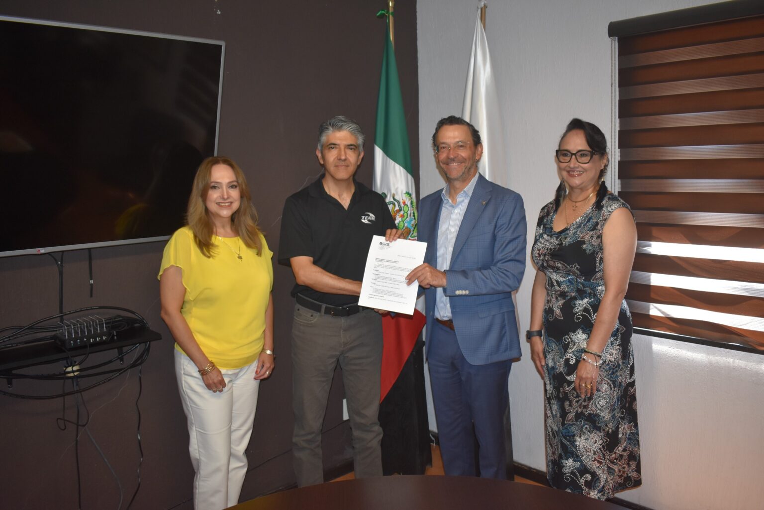 CENTRO EMPRESARIAL COAHUILA SURESTE RECIBE PLANILLA PARA CONSEJO DIRECTIVO 2026-2027