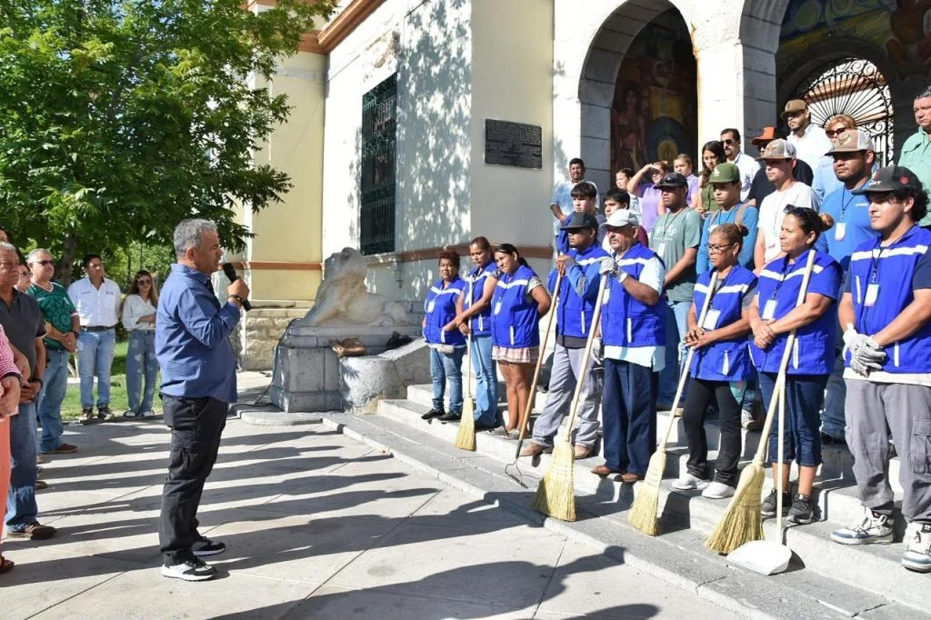 IMPULSA VÍCTOR LEIJA OPORTUNIDADES DE EMPLEO Y ESTABILIDAD PARA LAS FAMILIAS DE CUATRO CIÉNEGAS