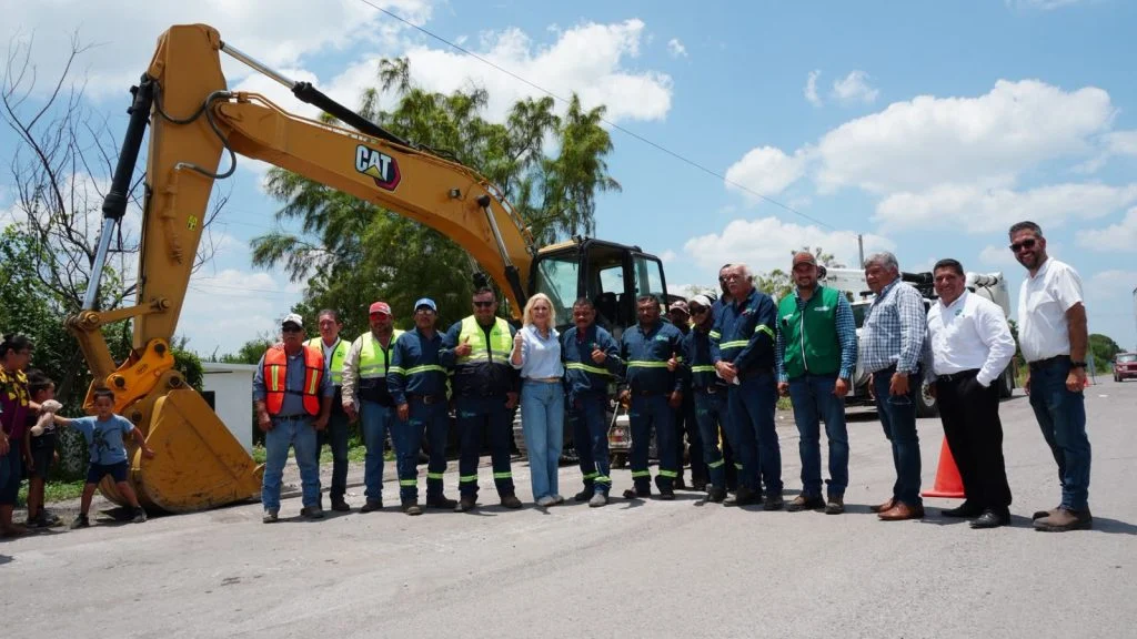 ARRANCA GOBIERNO MUNICIPAL IMPORTANTE OBRA DE DRENAJE SANITARIO EN EJIDO LA CUCHILLA