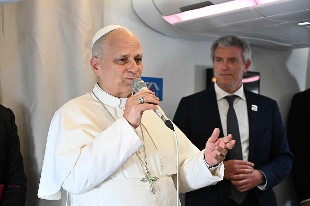«NO SE PUEDE HABLAR DE DIGNIDAD Y DEJAR QUE LOS MARES SEAN CEMENTERIOS», DICE EL PAPA; DRAMA MIGRATORIO DEBE SER «EXAMEN DE CONCIENCIA»