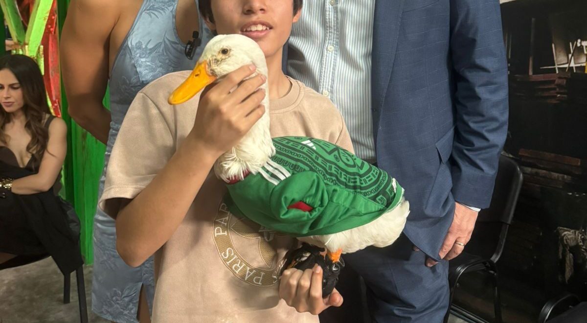 INVITARÁ SHEINBAUM A MAÑANERA AL PATO ‘MERLÍN’