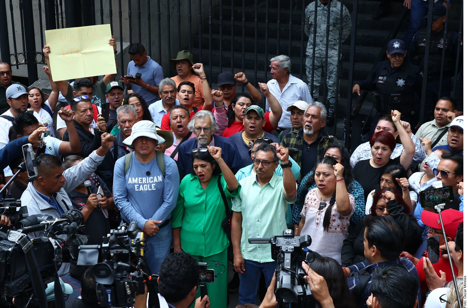 MESA CON LA PRESIDENTA NO ES CAPRICHO, ES NECESIDAD.- CNTE