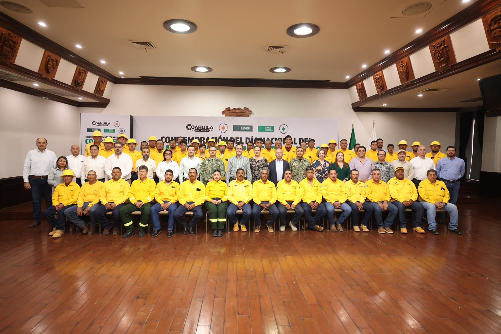 AQUÍ TENEMOS A LOS MEJORES COMBATIENTES DE INCENDIOS FORESTALES DE MÉXICO: MANOLO