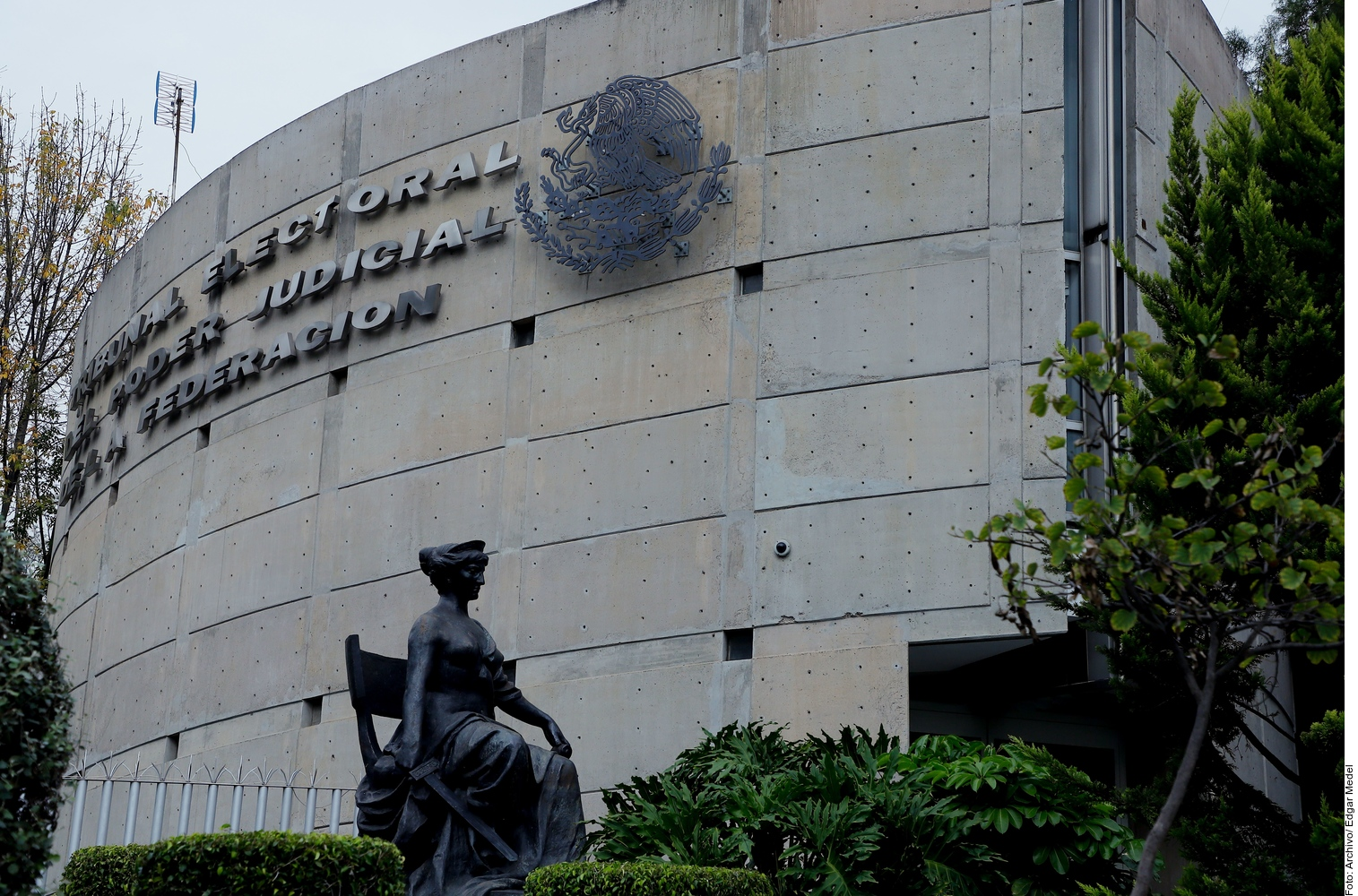 AUTOS DE LUJO, GIMNASIO Y OBRAS DE ARTE: EL PATRIMONIO DE 864 MILLONES DEL TRIBUNAL ELECTORAL