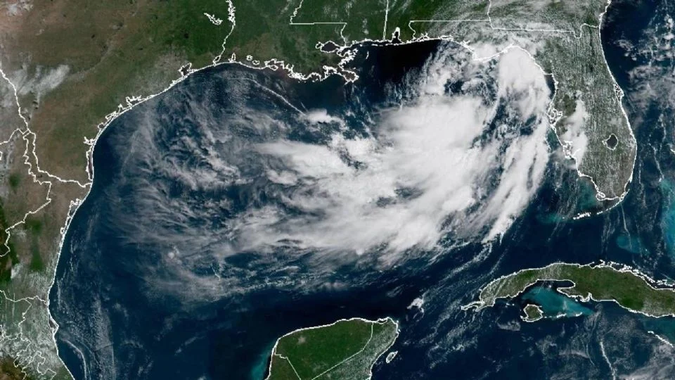 PREVÉN LA FORMACIÓN DE LA TORMENTA TROPICAL «BERTHA» EN EL GOLFO DE MÉXICO; OCASIONARÁ INTENSAS LLUVIAS EN EU