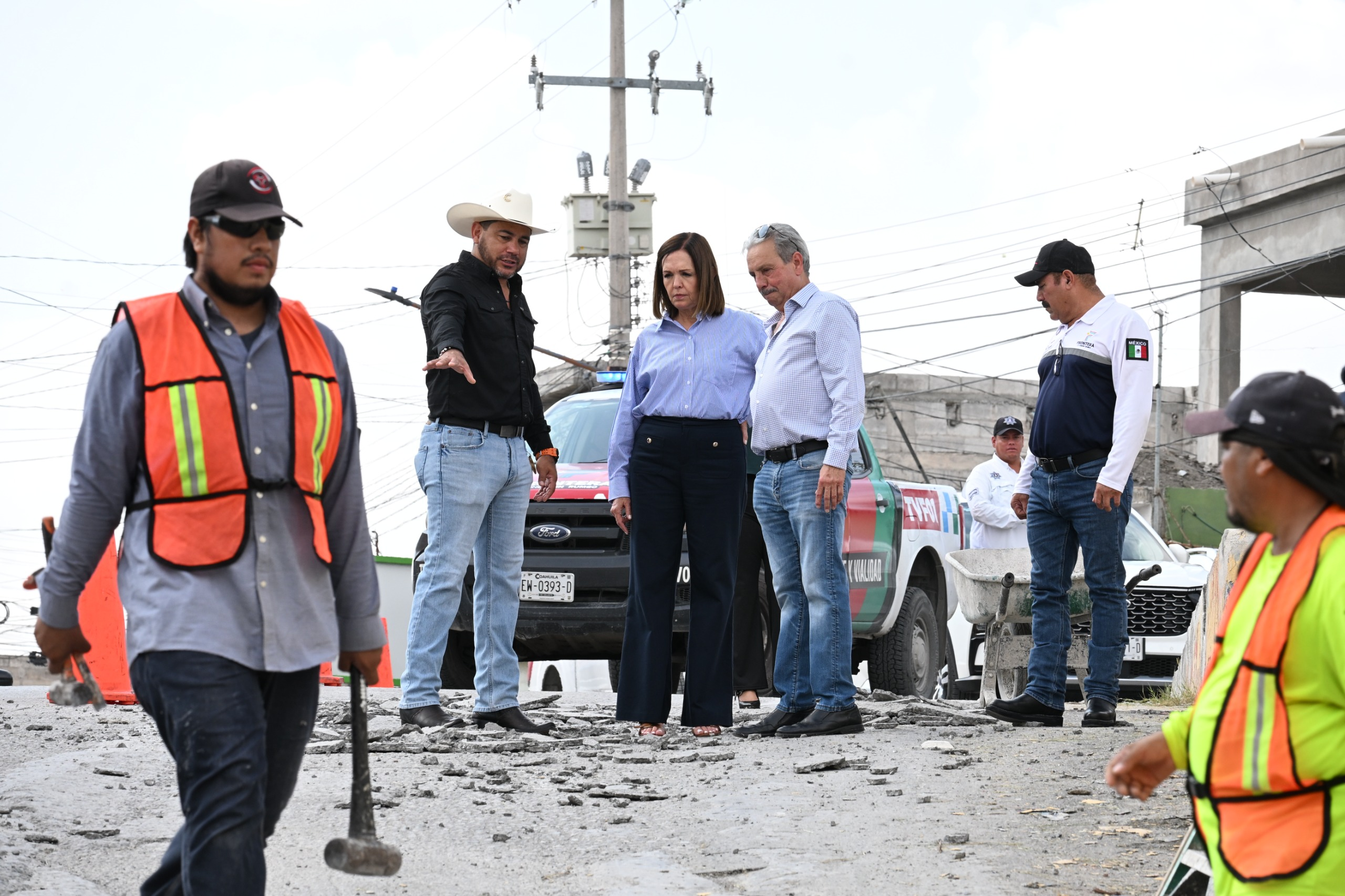 SUPERVISA SARI PÉREZ AVANCE DE REHABILITACIÓN DEL PASO A DESNIVEL